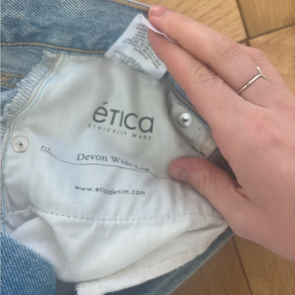 Ética Devon wide leg high waisted jeans with distressing details - Picture 8 of 11